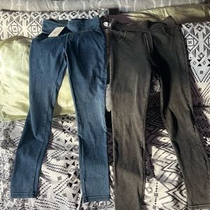 HALARA jeggings new size small.